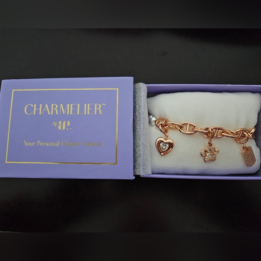 Gold Heart Charm Bracelet